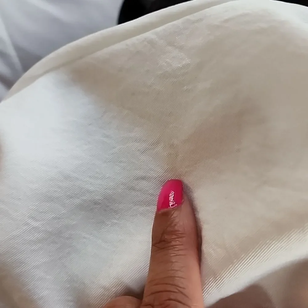 N/A white jacket
